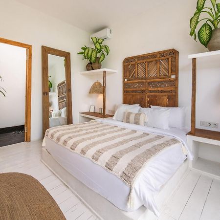 Yogi Surf Villas Complex Canggu Exterior foto